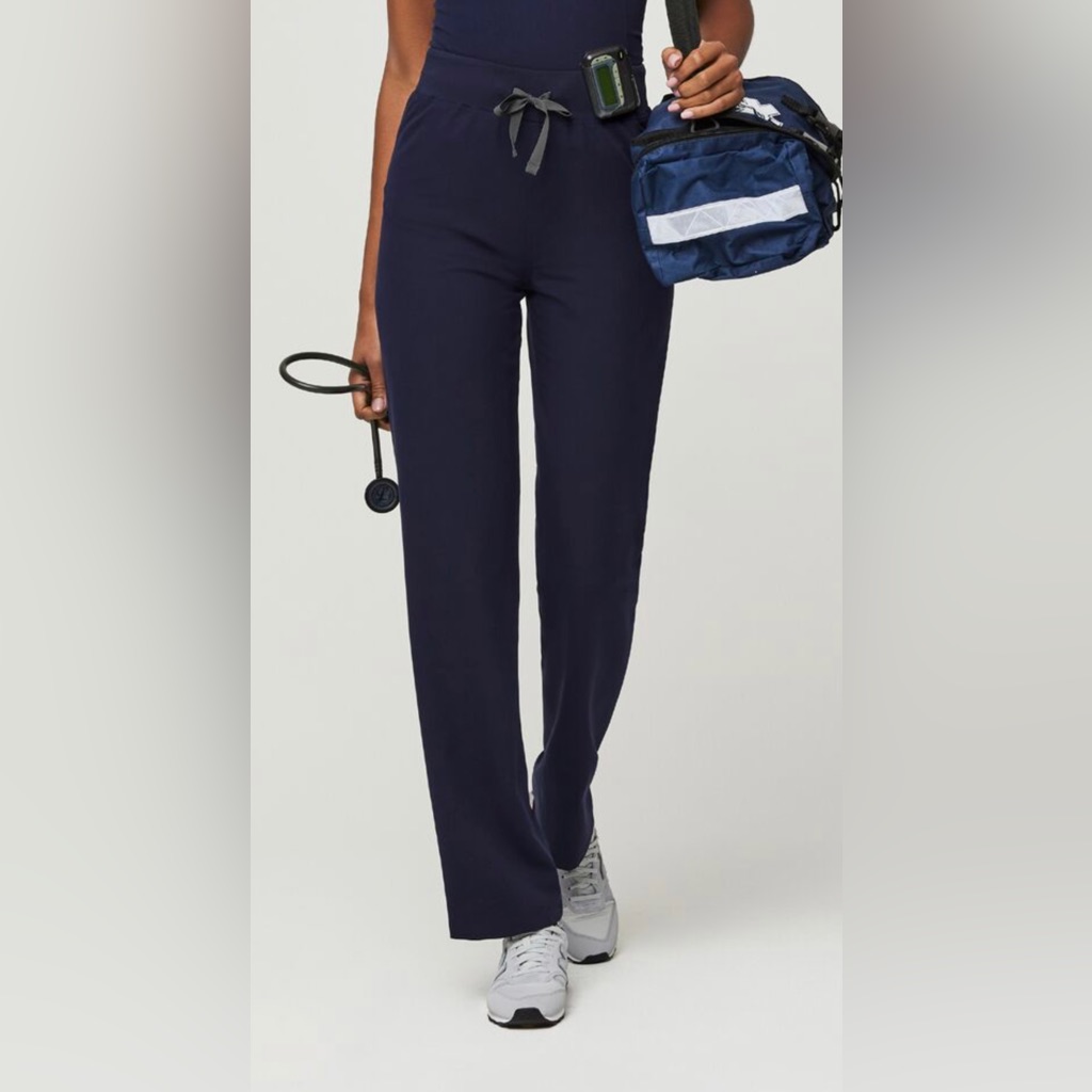 Figs Basic Scrub Pants.